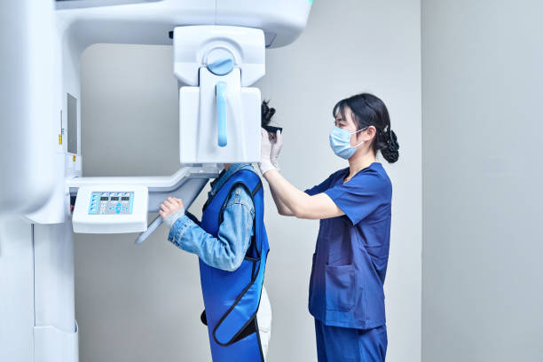 Best Emergency Tooth Extraction in Murillo, TX